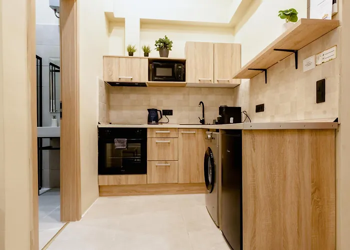 Apartment 7th Heaven *